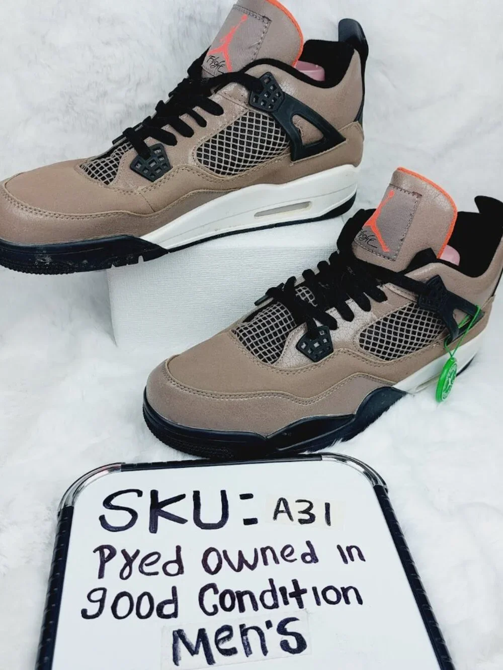 Jordan Men's Taupe Haze Air Jordan Retro IV Athletic Sneaker Size 12